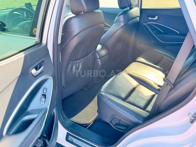 Hyundai Santa Fe-10