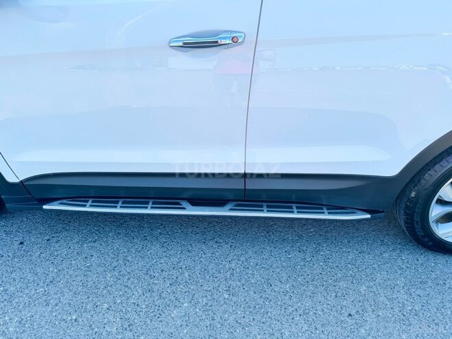 Hyundai Santa Fe-15