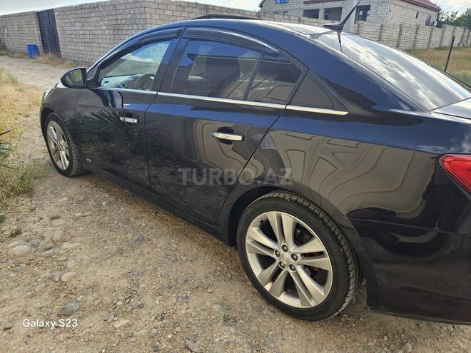 Chevrolet Cruze-15