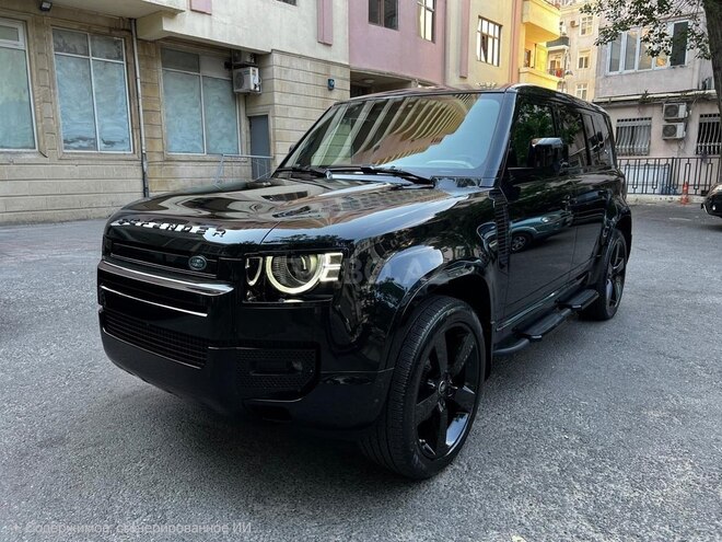 Land Rover Defender-7