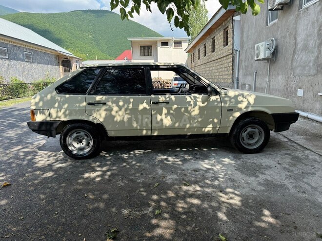 LADA (VAZ) 2109-6