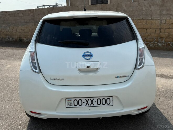 Nissan Leaf-4