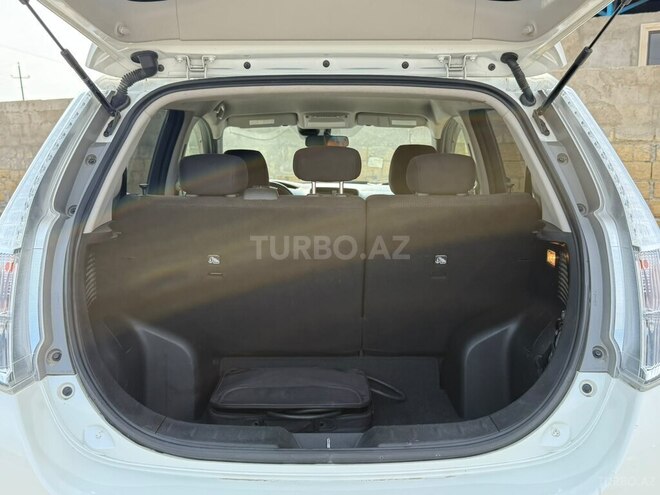 Nissan Leaf-8