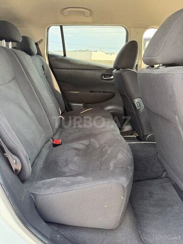 Nissan Leaf-19