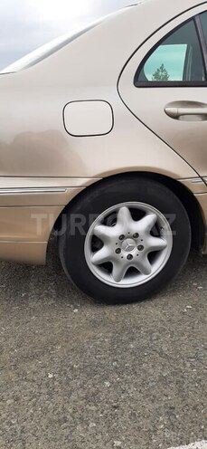Mercedes C 200-7