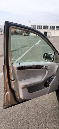 Mercedes C 200-10