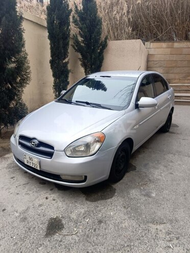 Hyundai Accent-3