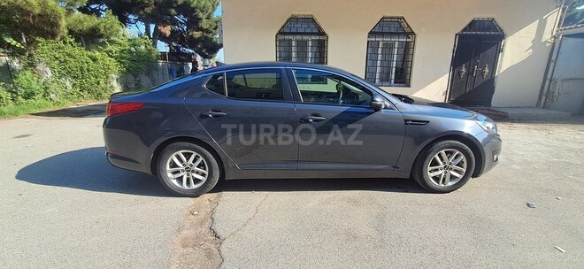 Kia Optima-3