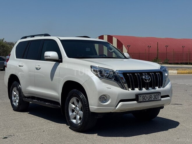 Toyota Land Cruiser Prado-8