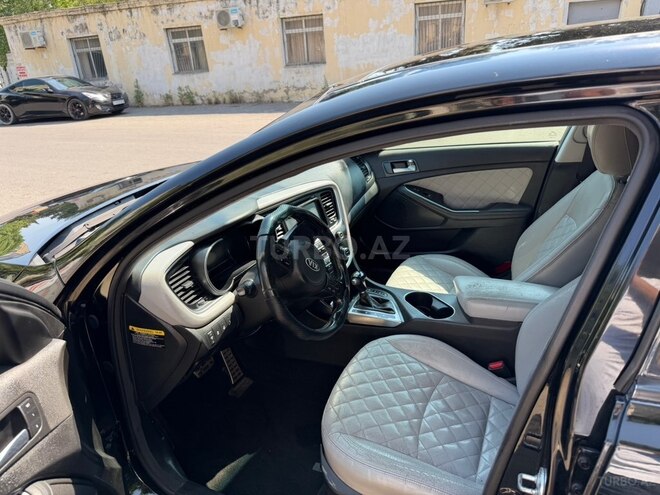 Kia Optima-17