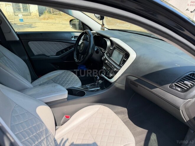 Kia Optima-13
