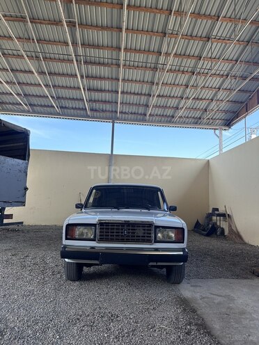 LADA (VAZ) 2107-1
