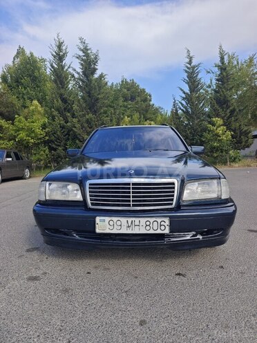 Mercedes C 200-1