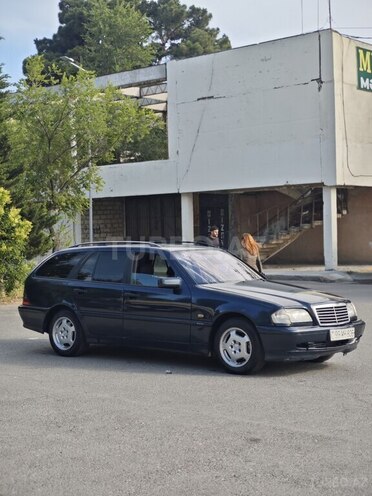 Mercedes C 200-2