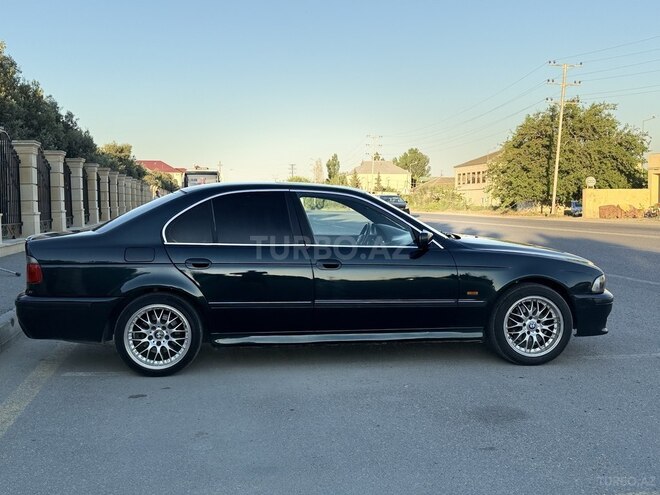 BMW 528-6