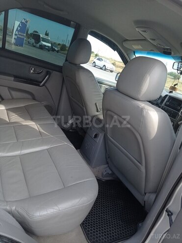Kia Sorento-16