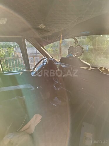 Ford Transit-7