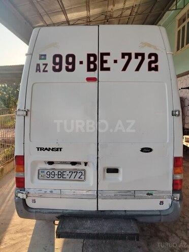 Ford Transit-2