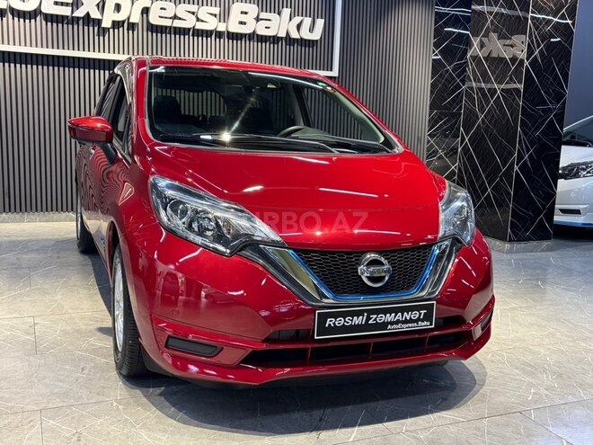Nissan Note-9