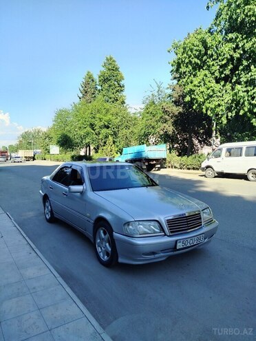 Mercedes C 240-2