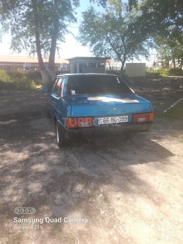 LADA (VAZ) 21099-2
