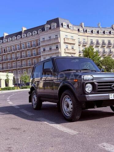 LADA (VAZ) Niva-2