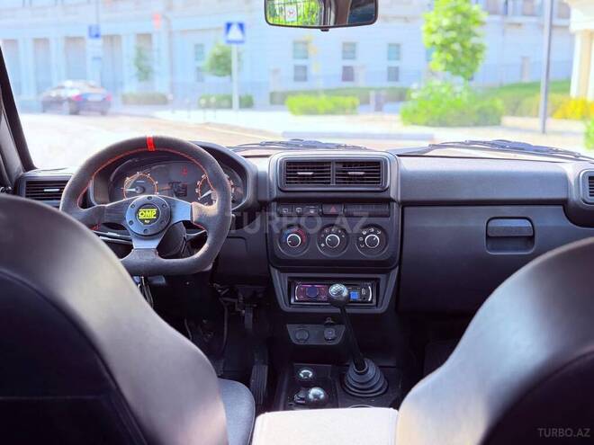 LADA (VAZ) Niva-10