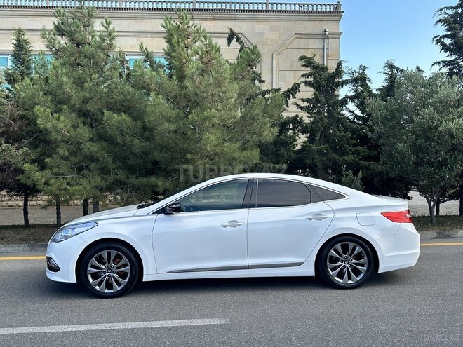 Hyundai Azera-3
