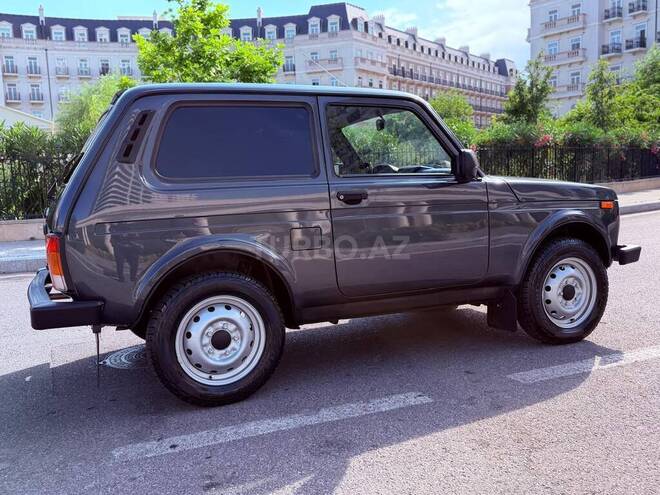 LADA (VAZ) Niva-5
