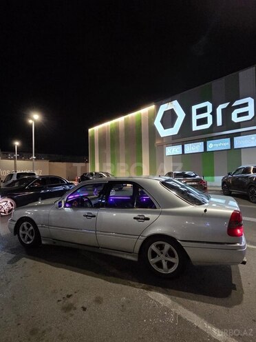 Mercedes C 220-8