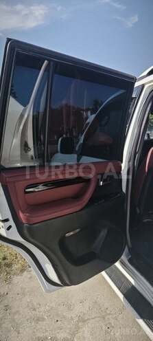 Toyota Land Cruiser-8