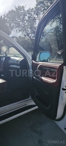Toyota Land Cruiser-12