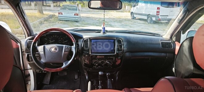 Toyota Land Cruiser-9