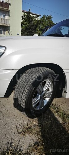 Toyota Land Cruiser-14