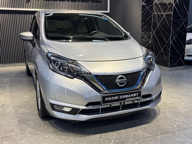 Nissan Note-9