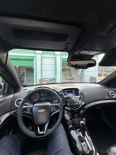 Chevrolet Cruze-2