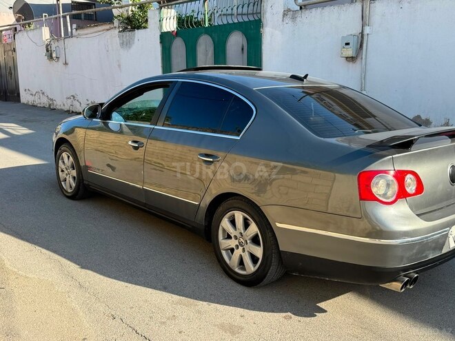 Volkswagen Passat-8