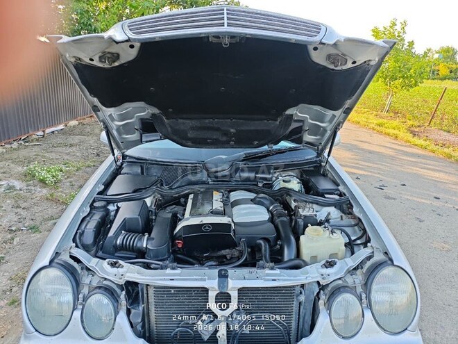 Mercedes E 200-16