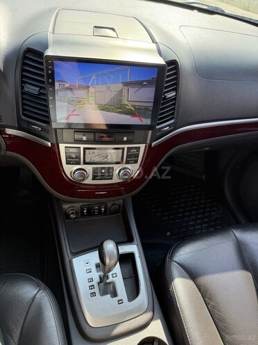 Hyundai Santa Fe-14