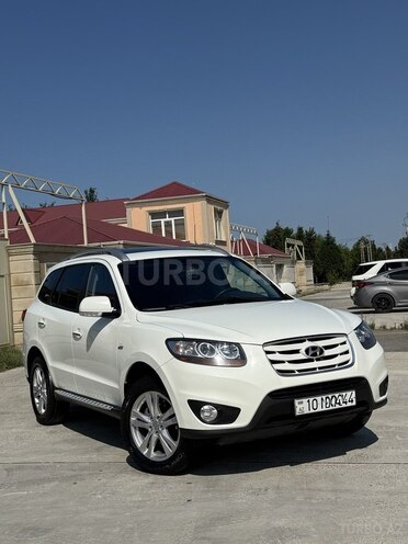 Hyundai Santa Fe-1