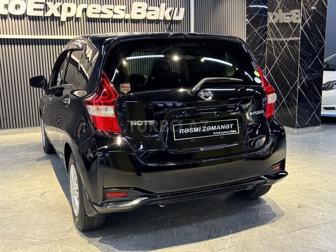 Nissan Note-4