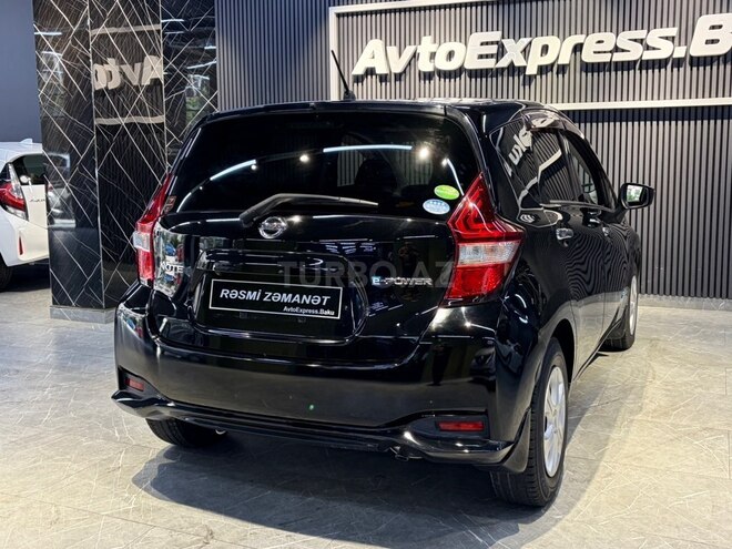 Nissan Note-5