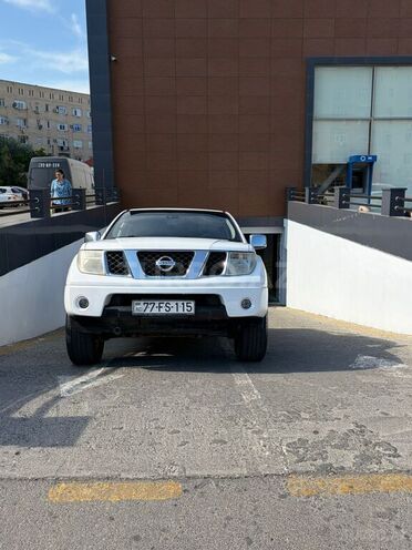 Nissan Navara-20