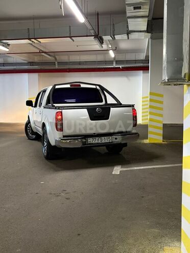 Nissan Navara-16