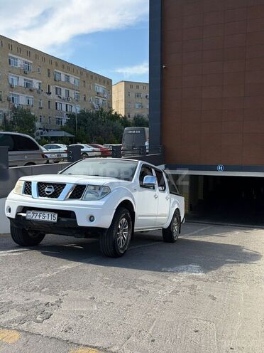 Nissan Navara-18