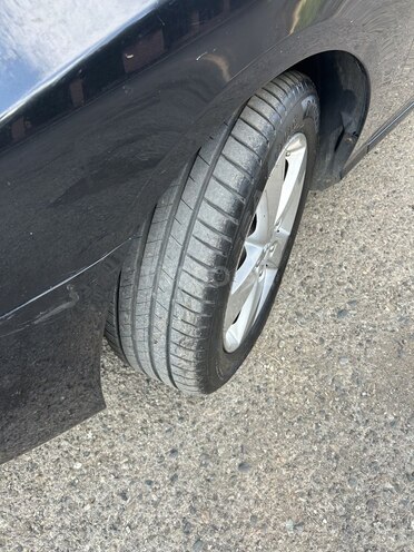 Hyundai Elantra-8
