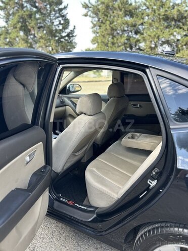 Hyundai Elantra-3