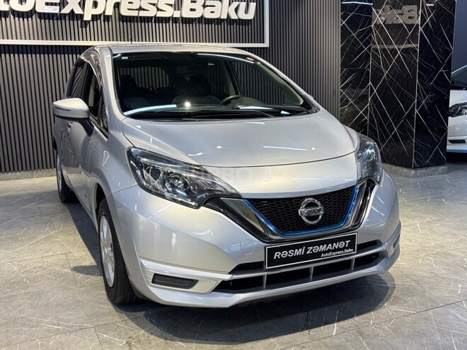 Nissan Note-9