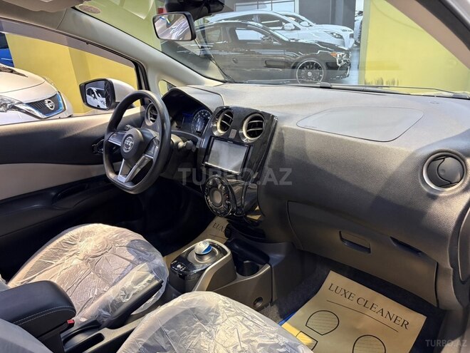 Nissan Note-13