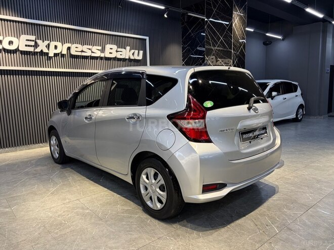 Nissan Note-3
